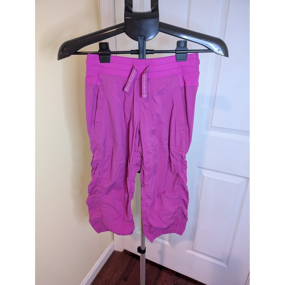 Ivivva Capri Dance Studio Pants Ruched Side Drawstring Magenta Crop - Size 12